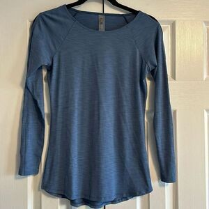 PrismSport Women’s Blue Venti Long Sleeve Top